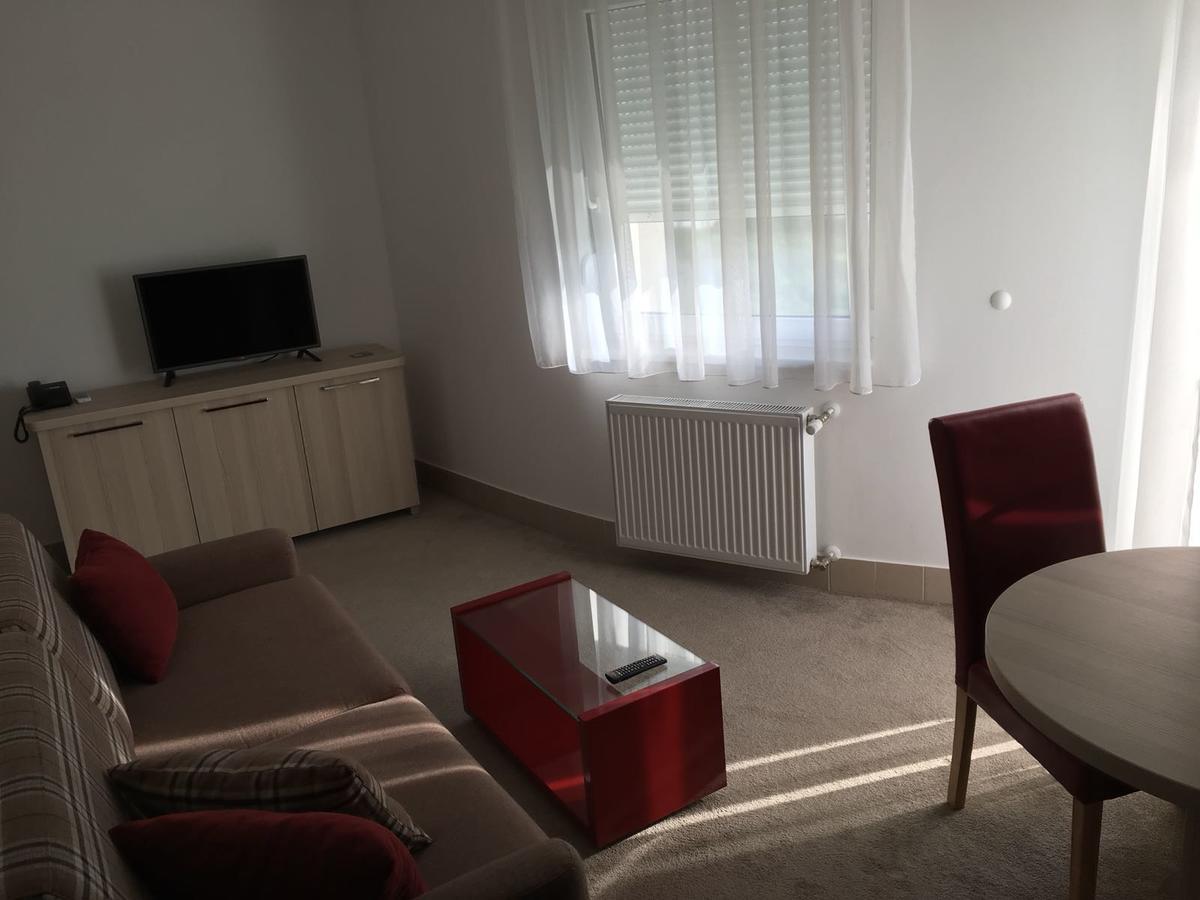 Holiday Wing Apartment 2 Jagodina Eksteriør bilde